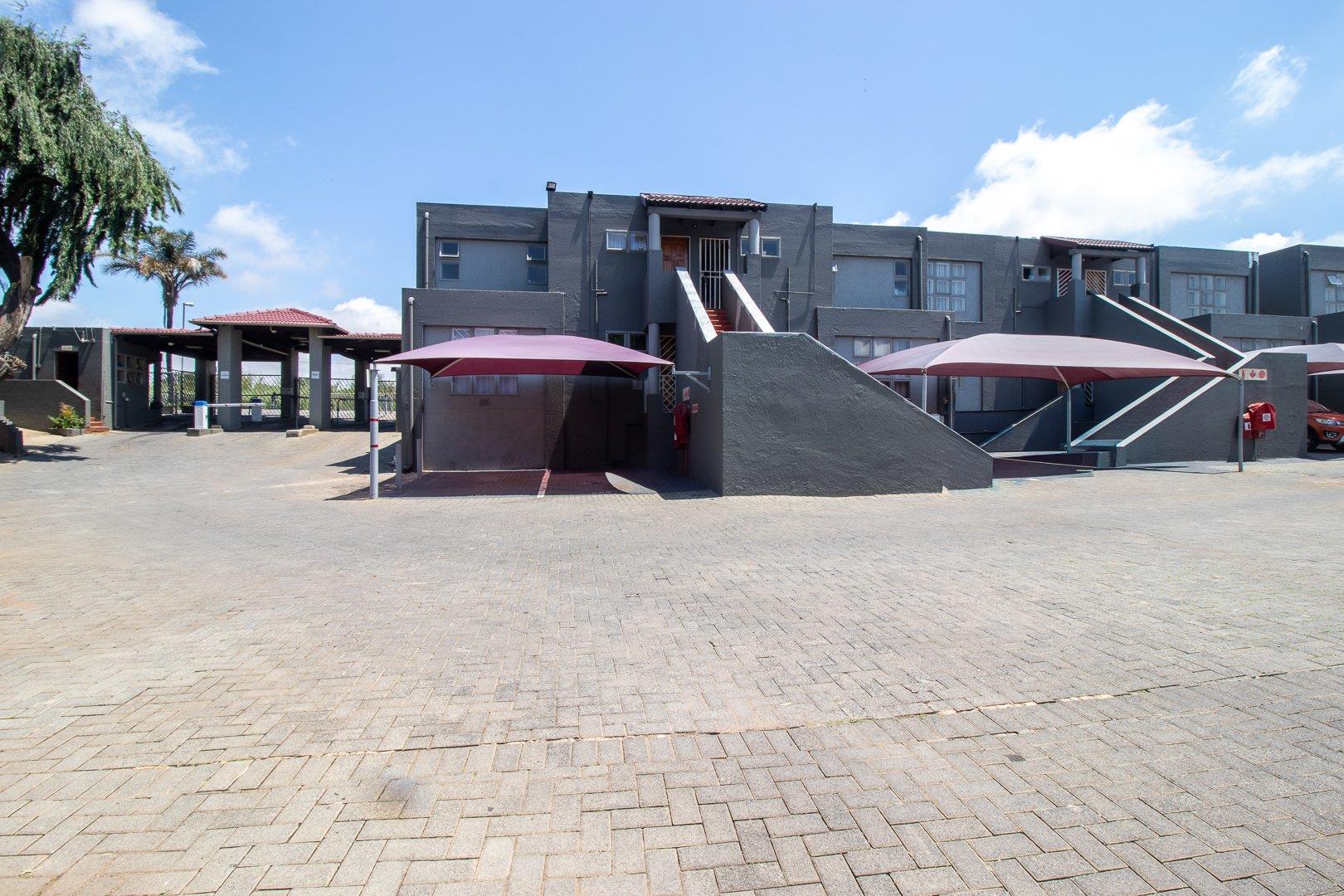 1 Bedroom Apartment for Sale - Gauteng